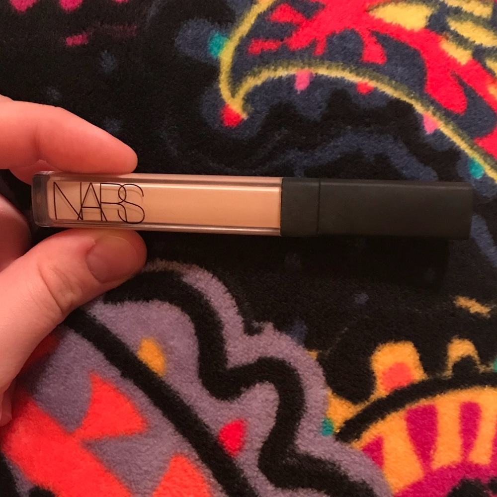NARS Radiant Creamy Concealer in Vanilla
